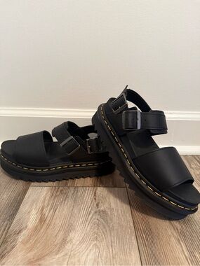 Dr. Martens Voss Hydro Sandal Women’s 6